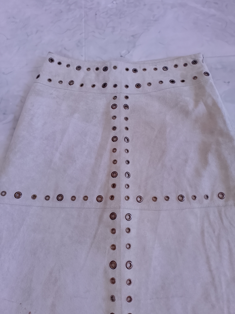 Vintage LEATHER Studded Cream Midi Skirt SANDRA ANGLOZZI - Picture 7 of 12